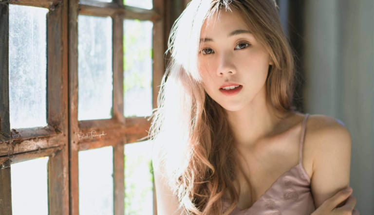 Phụ nữ thường mặc đồ khiêu gợi và xõa tóc những khi muốn quan hệ tình dục