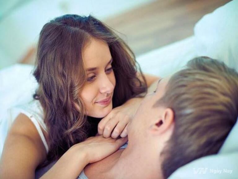 Biết được khi nào phụ nữ muốn quan hệ nhất sẽ giúp hạnh phúc lứa đôi thêm viên mãn