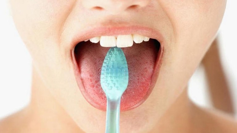 Khẩu giao thực hiện không đúng cách rất dễ mắc các bệnh truyền nhiễm