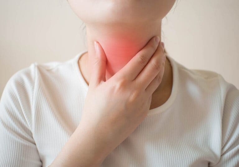 Triệu chứng đau họng đau tai