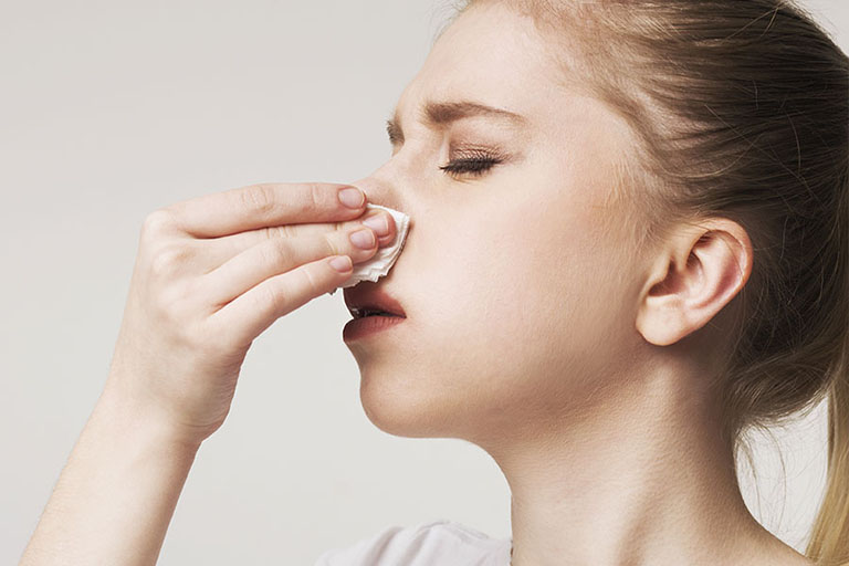 Cách điều trị viêm mũi dị ứng 