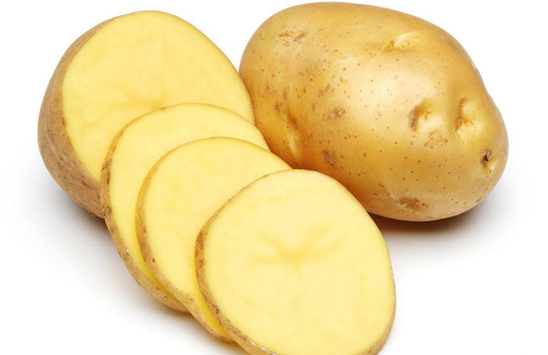 Trị nám da bằng khoai tây nguyên chất
