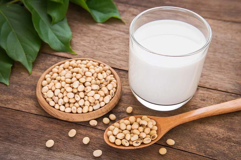 Sữa đậu nành có khả năng kích thích ";núi đôi" phát triển mà không gây ảnh hưởng đến hoạt động của đường ruột