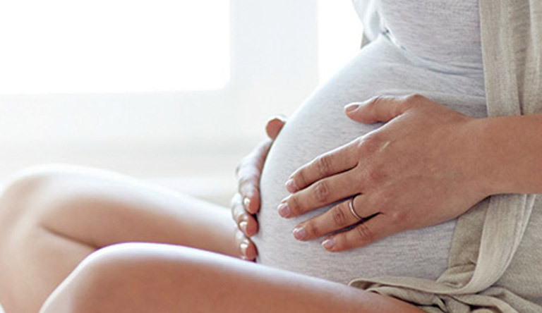 Viêm đại tràng khi mang thai có triệu chứng gì?