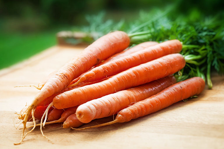 công dụng trị nám của rau cần tây - Nước ép cần tây và cà rốt