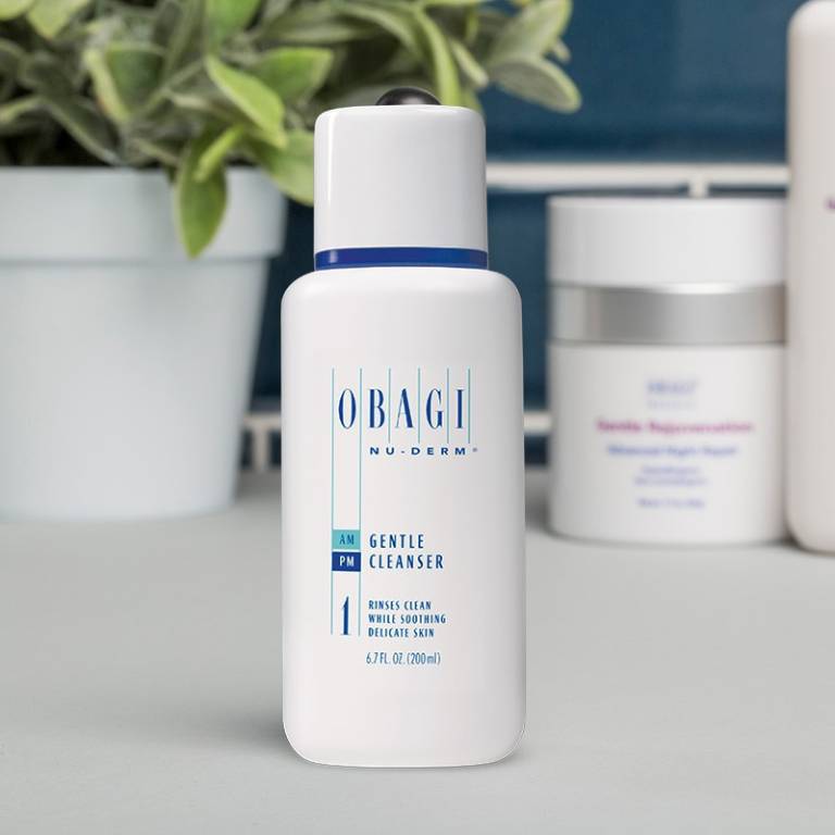 Gel rửa mặt Obagi Nuderm Gentle Cleanser là một trong những sản phẩm nổi tiếng của thương hiệu Obagi