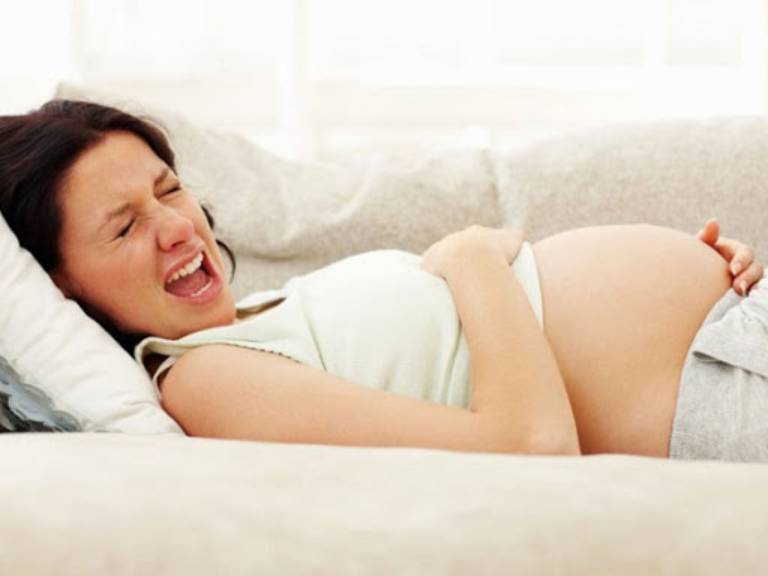Cách làm giảm cơn gò tử cung khi mang thai