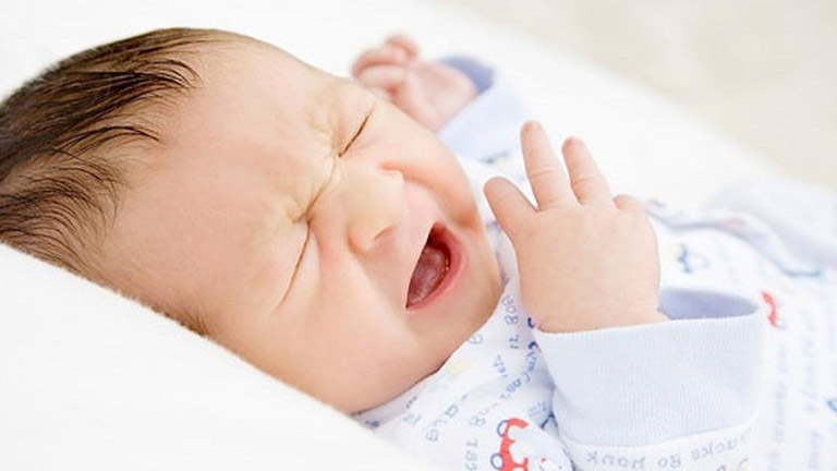 Trẻ sau khi tiêm phòng lao bị sốt và xuất hiện tình trạng mưng mủ có nguy hiểm không?