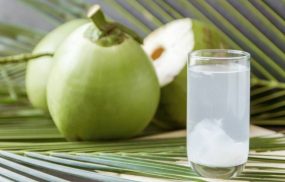 Nước dừa mặc dù tốt nhưng không nên lạm dụng, cần uống đúng cách để có được tác dụng tốt nhất cho sức khỏe
