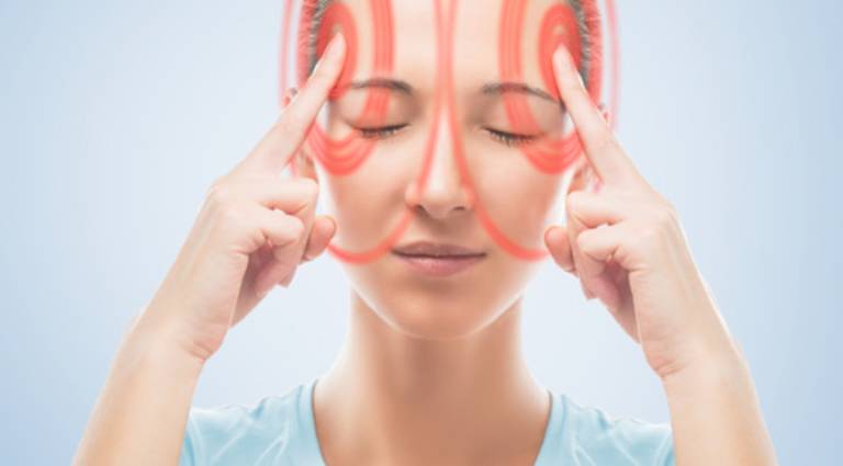 Đau đầu, chóng mặt, hoa mắt choáng váng là những triệu chứng thường gặp của bệnh rối loạn tiền đình
