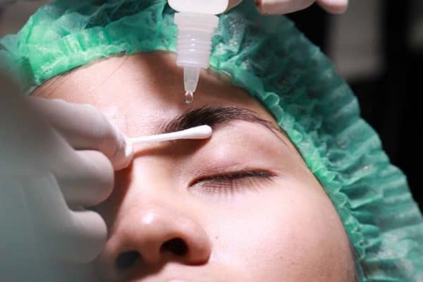 Cấy lông mày ở đâu tốt tại tphcm?