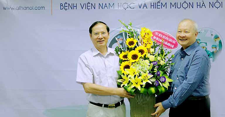 Giáo sư, tiến sĩ Đỗ Trọng Hiếu là một chuyên gia đầu ngành về vô sinh - hiếm muộn 