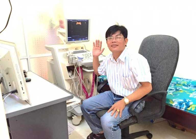 Bác sĩ Khoa là một trong những bác sĩ sản phụ khoa giỏi ở Nha Trang 