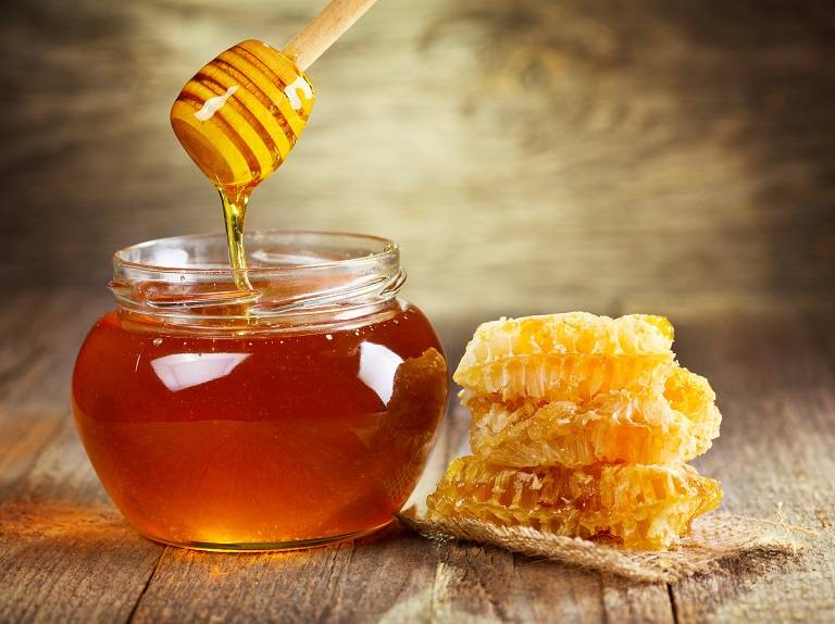 chữa nhiệt miệng bằng mật ong