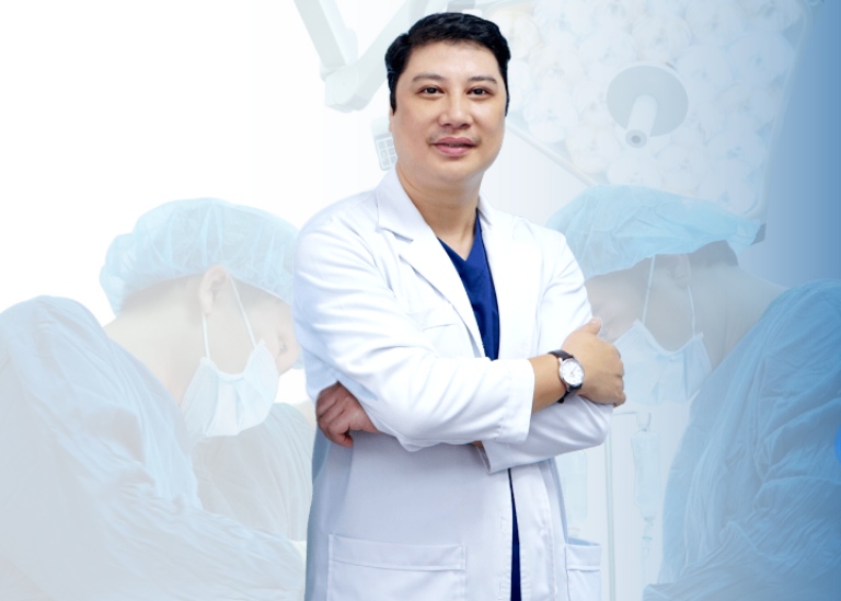 Bác sĩ Trần Phương nâng mũi sụn sườn